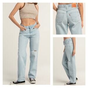 Levi’s ‘94 Baggy Jeans Light Wash Distressed size 31